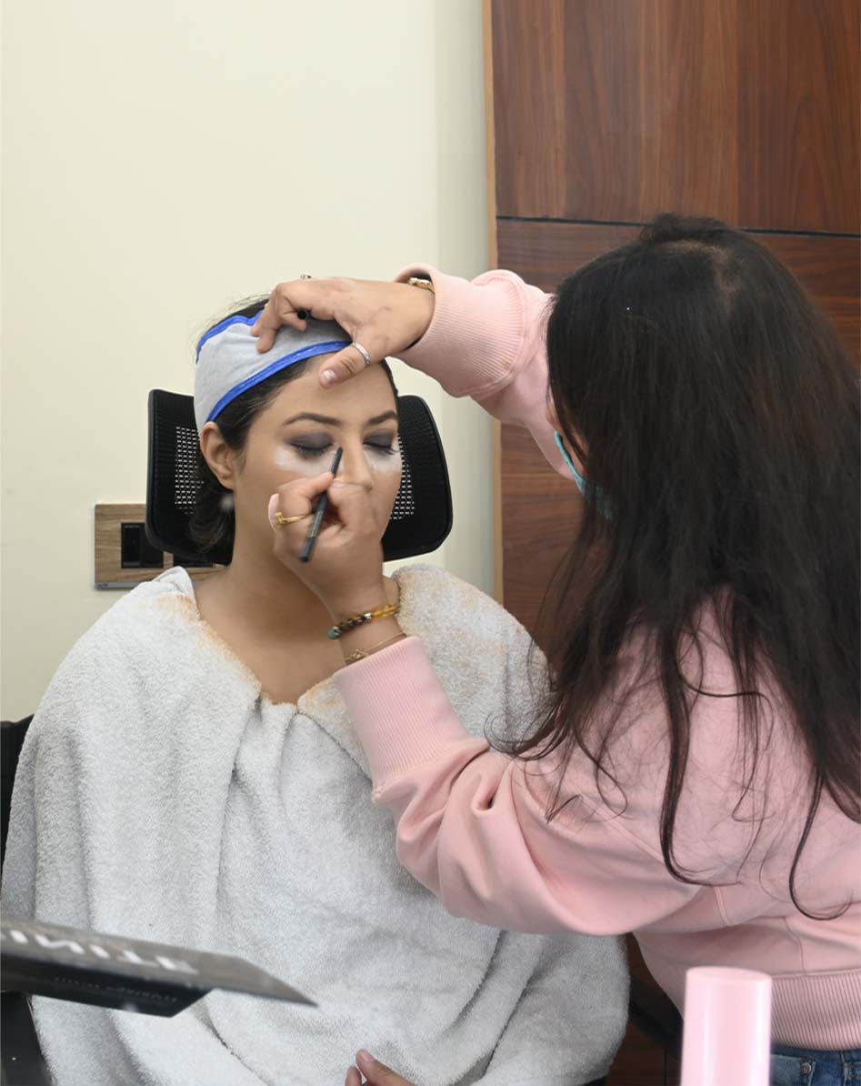 Professional Beautician Course